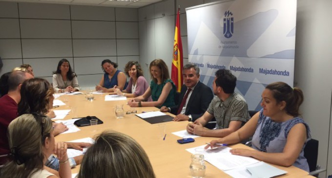 Más de 150.000 euros dirigidos a favorecer la conciliación de padres con hijos en colegios públicos y concertados