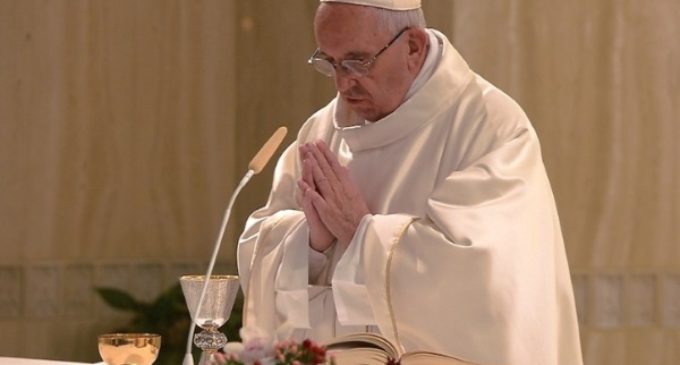 Nigeria: Condolencias por el ataque a una iglesia católica