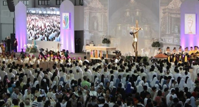 El Papa en la clausura del Congreso Eucarístico Internacional en Filipinas: La Eucaristía nos enseña a actuar con integridad