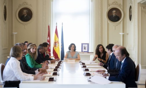 Isabel Díaz Ayuso preside el primer Consejo de Gobierno del nuevo Ejecutivo regional