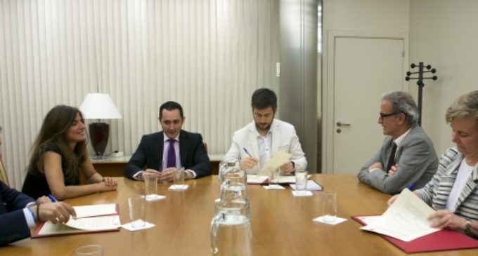 Garrigues firma un convenio con la Comunidad para ofrecer asesoramiento jurídico a emprendedores y pymes de la región