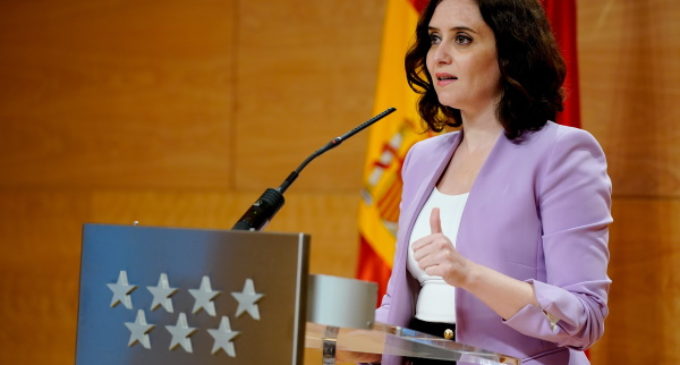 Díaz Ayuso, ha dado positivo en la prueba de coronavirus, pero seguirá cumpliendo sus funciones como presidenta de la Comunidad de Madrid