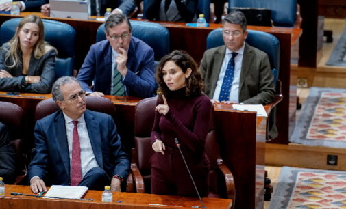 Díaz Ayuso acusa al Gobierno de Sánchez de “esconder” dentro de una ley un impuesto contra Madrid para “arruinar” a la región y que no llegue inversión