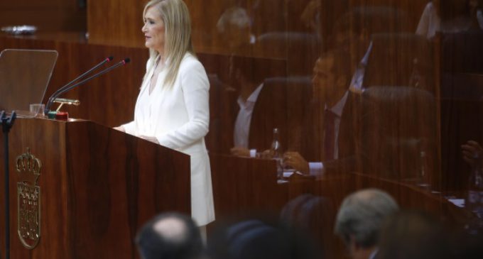 Cifuentes reivindica el centro como una manera nueva de hacer política