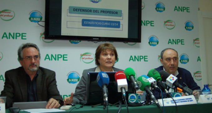 El Defensor del Profesor atendió a más de 3 mil docentes en el curso 2014-2015