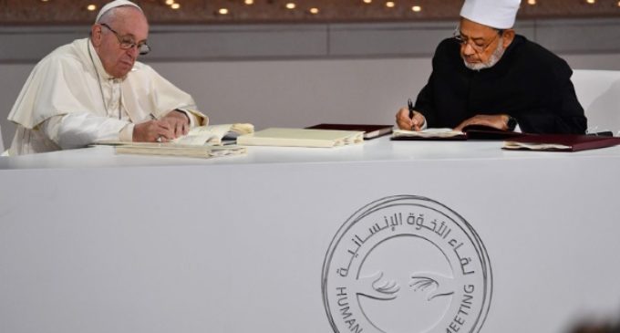Desde Arabia, una apuesta (inédita) por la fraternidad y la paz