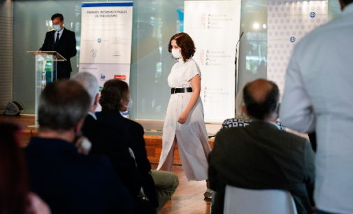 Díaz Ayuso: “El Hospital de IFEMA salió adelante gracias al espíritu de todos los españoles trabajando juntos sin distinción”