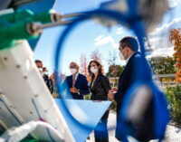 Díaz Ayuso anuncia ayudas de hasta 3.000 euros para instalar paneles solares y baterías de energía dirigida a particulares y comunidades de vecinos