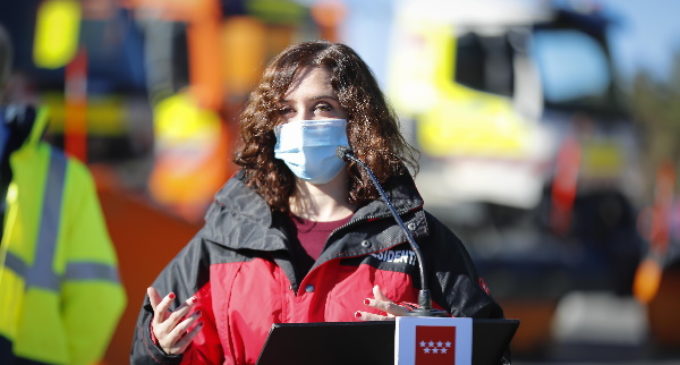 Díaz Ayuso anuncia la incorporación de médicos del SUMMA 112 en el helicóptero de rescate del GERA