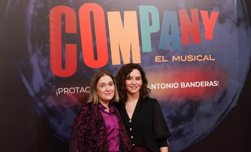 Díaz Ayuso asiste a la reapertura del Teatro Albéniz con el musical Company, de Antonio Banderas