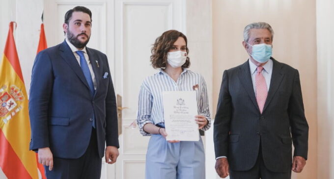Díaz Ayuso garantiza las mejoras necesarias en Madrid para “contrarrestar el daño” a la Historia de España en los planes de estudio del Gobierno