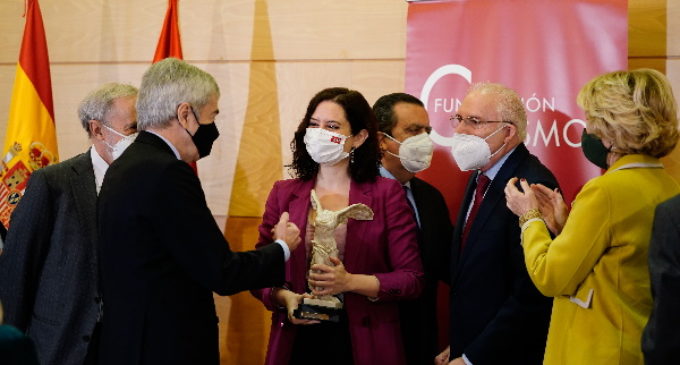 Díaz Ayuso recuerda su decisión de hace un año de cerrar los colegios por la pandemia: “Se hizo en base a una estrategia y rompiendo los estigmas que en muchas ocasiones han llevado a no hacer nada”