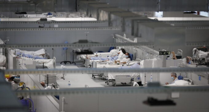Díaz Ayuso ofrece el Hospital público Enfermera Isabel Zendal y el resto de centros del SERMAS para ayuda humanitaria a Ucrania