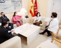 Díaz Ayuso reclama al Gobierno el IVA reducido a los servicios de peluquería y estética