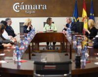 Díaz Ayuso se reúne con empresarios asturianos en la Cámara de Comercio de Gijón