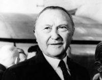 De lo humano y lo divino: La dignidad de Adenauer