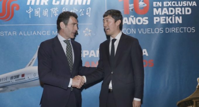 Chaguaceda, en la entrega de premios por el décimo aniversario del vuelo Madrid-Pekín