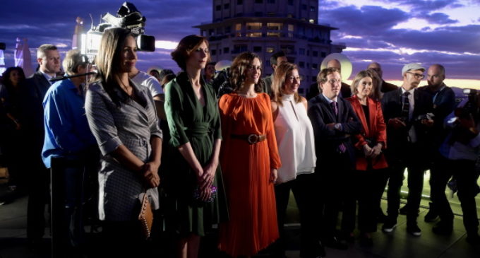 Díaz Ayuso destaca el buen momento del turismo madrileño durante la inauguración del Hotel RIU Plaza España
