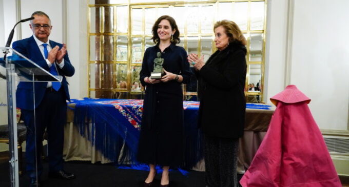 Díaz Ayuso, elegida ‘Goyesca del año’ por su contribución a la defensa de la tauromaquia