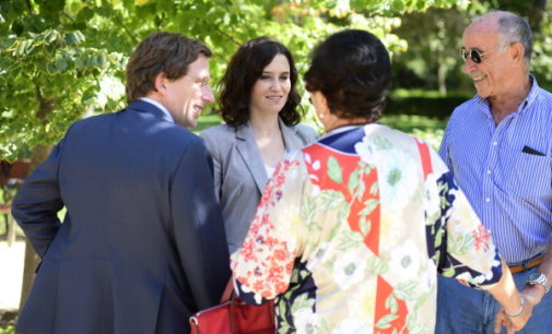 Díaz Ayuso y Martínez Almeida mantienen un encuentro informal de trabajo