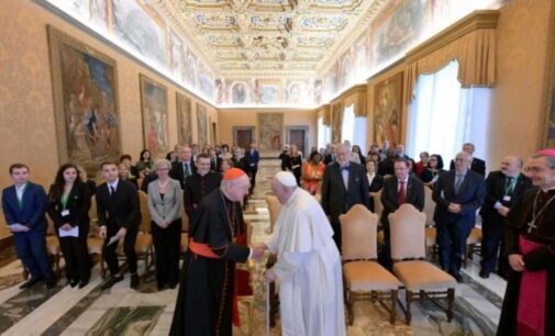 El Papa a los educadores católicos: Cuidado con las colonizaciones ideológicas