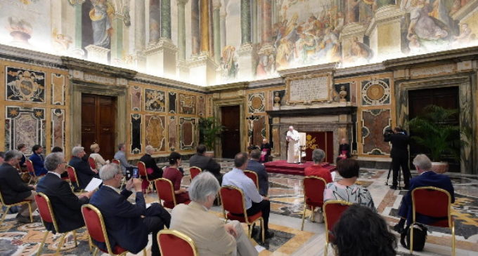 El Papa a los periodistas cristianos: Ser portavoces “de esperanza”