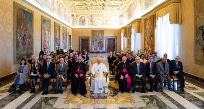 El Papa admite que el pacto educativo “está roto”