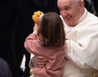 El Papa: Los primeros destinatarios de los derechos sociales deben ser los niños
