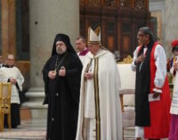El Papa: No basta denunciar o renunciar al mal, hay que cambiar al bien