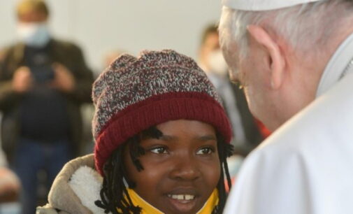 El Papa: los migrantes no son invasores, su contribución enriquece la humanidad