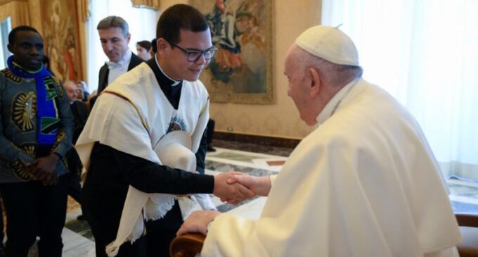 El Papa: ¡Tenemos que mostrarnos como somos, sin máscaras!