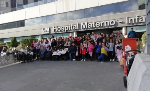 El Servicio de Neonatología de La Paz recibe el Patuco de Honor por su implicación con los pacientes y sus familias