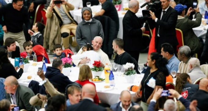 El almuerzo del Papa Francisco con los pobres