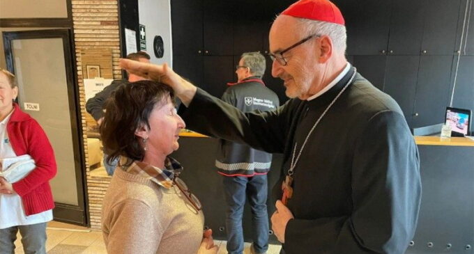 El cardenal Czerny y el dolor de las mujeres ucranianas, víctimas de la guerra