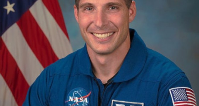 Michael Hopkins, el astronauta que comulgaba en la Estación Espacial Internacional