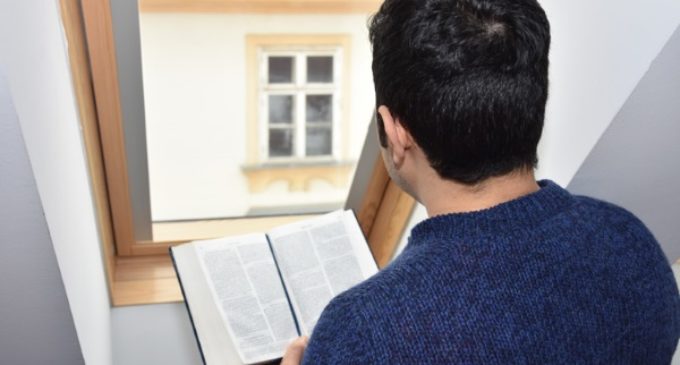 Cientos de musulmanes se bautizan cada año en Europa: «En Jesús hemos encontrado amor y paz»