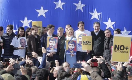 Cifuentes participa en el acto ‘A 3 años del encarcelamiento injusto de Leopoldo López. No + dictadura en Venezuela’