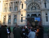 Enraizados canta Villancicos ante el Ayto.de Madrid para recordar a Carmena el verdadero sentido de la Navidad
