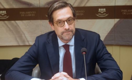 El presidente del Comité Bioética de España: «El envejecimiento de la población es una bomba de relojería»
