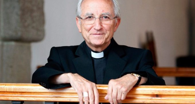 Carta del obispo de Ávila: ¿Es compatible el yoga con la fe cristiana?