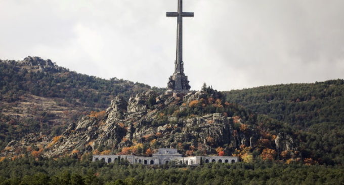 España: El Vaticano recuerda que nunca se ha pronunciado sobre la exhumación de Franco