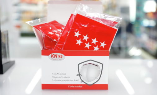 La Comunidad de Madrid entrega a los madrileños la segunda mascarilla modelo KN95 de forma gratuita