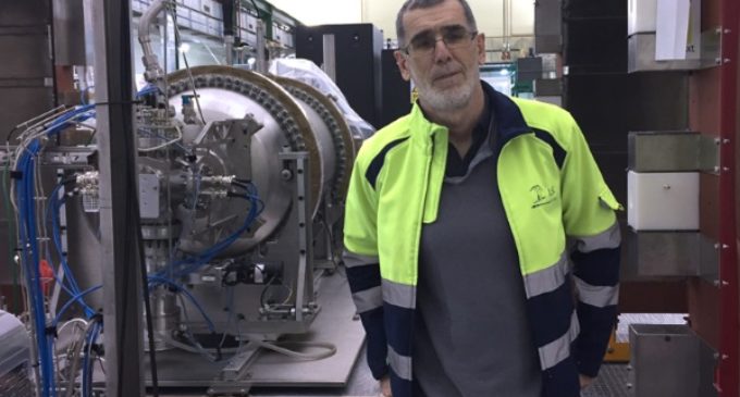 Juan José Gómez Cadenas, investigador del Centro Internacional de Física de Donosti: «A un físico le va a costar ser materialista»