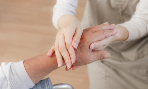 Flexibilizadas las visitas a las residencias de mayores en la Comunidad de Madrid gracias al avance en la vacunación