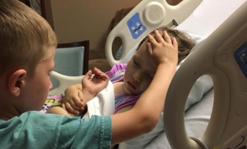 La foto con la que un niño se despide de su hermana: «Llegó el milagro: está en los brazos de Jesús»