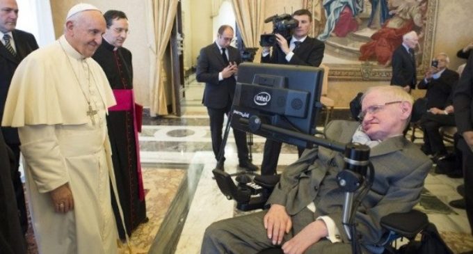 Muerte del astrofísico Stephen Hawking, miembro de la Academia de las Ciencias