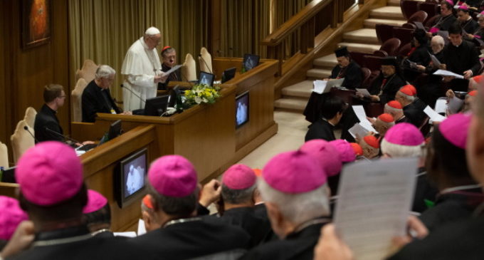 Francisco elimina el secreto pontificio para los casos de abuso de menores