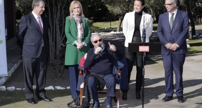 Cifuentes elogia la labor de la Fundación Padre Garralda para luchar contra la exclusión social