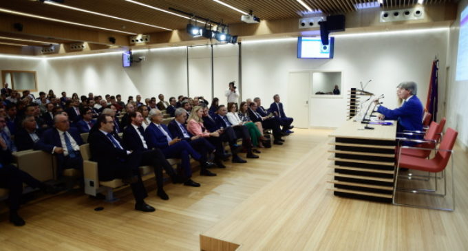 Garrido apuesta por impulsar una cultura de transporte público como eje para mejorar la movilidad