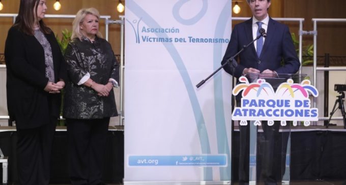 Garrido: “No vamos a permitir que se reescriba la Historia ni que se iguale a las víctimas con los verdugos”